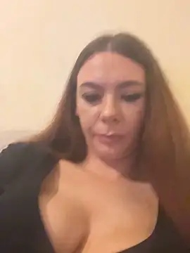 Snapshot of SexyLily22x chatting on February 25, 2026, 4:44 am SexyLily22x online show from February 25, 2026, 4:44 am