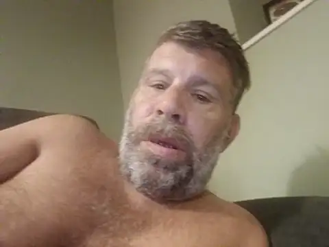 stud2512 online show from May 19, 2026, 8:59 pm