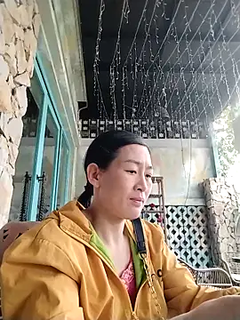 Snapshot of lris-Beauty77 chatting on March 5, 2026, 1:45 am lris-Beauty77 online show from March 5, 2026, 1:45 am