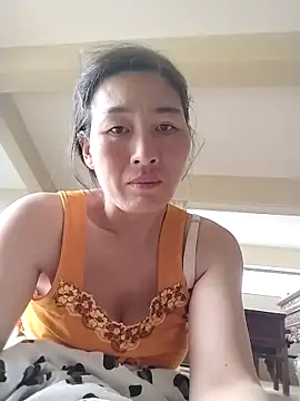 Snapshot of lris-Beauty77 chatting on March 6, 2026, 7:16 am lris-Beauty77 online show from March 6, 2026, 7:16 am