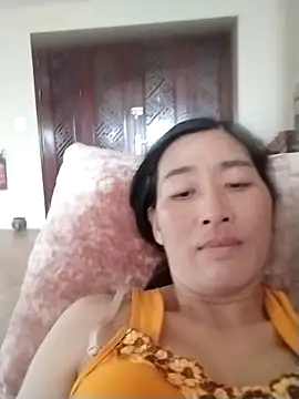 Snapshot of lris-Beauty77 chatting on March 21, 2026, 7:24 am lris-Beauty77 online show from March 21, 2026, 7:24 am