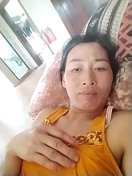 Snapshot of lris-Beauty77 chatting on April 1, 2026, 7:20 am lris-Beauty77 online show from April 1, 2026, 7:20 am