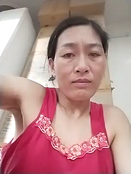 Snapshot of lris-Beauty77 chatting on April 8, 2026, 3:23 pm lris-Beauty77 online show from April 8, 2026, 3:23 pm