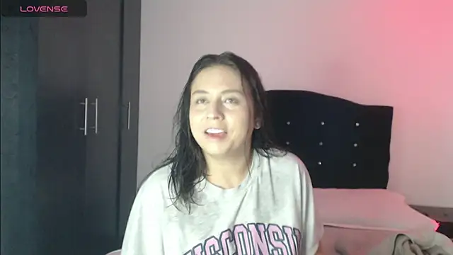 Ana  arms online show from April 27, 2026, 4:05 pm