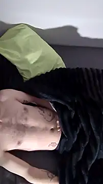 Snapshot of elong007 chatting on February 24, 2026, 11:41 am elong007 online show from February 24, 2026, 11:41 am