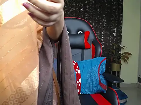 Ishq Fever online show from April 6, 2026, 6:36 am