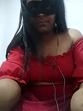 Shanuhotx online show from February 22, 2026, 5:44 pm