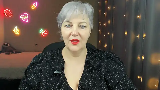 Snapshot of Mary-Leee chatting on March 7, 2026, 5:04 am Mary-Leee online show from March 7, 2026, 5:04 am