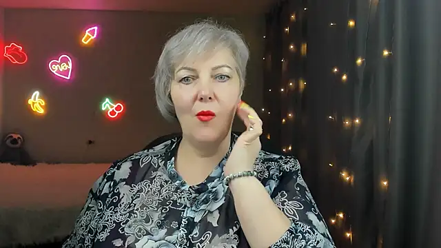 Snapshot of Mary-Leee chatting on March 20, 2026, 8:30 am Mary-Leee online show from March 20, 2026, 8:30 am