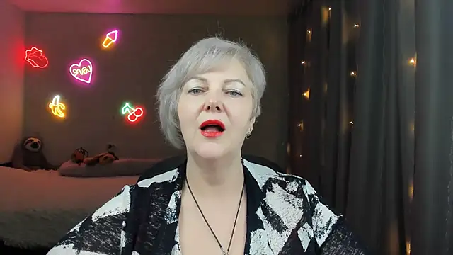 Snapshot of Mary-Leee chatting on March 28, 2026, 2:49 pm Mary-Leee online show from March 28, 2026, 2:49 pm