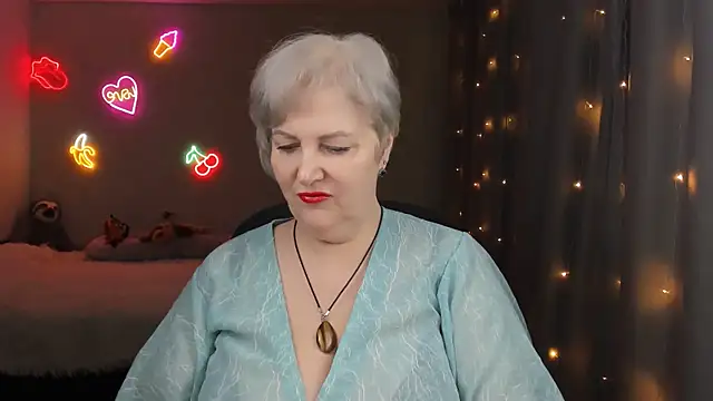 Snapshot of Mary-Leee chatting on April 3, 2026, 9:07 am Mary-Leee online show from April 3, 2026, 9:07 am