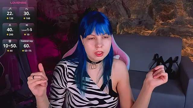 SofiaSterns online show from March 5, 2026, 1:45 am