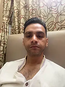 online4u08 online show from May 19, 2026, 8:59 pm