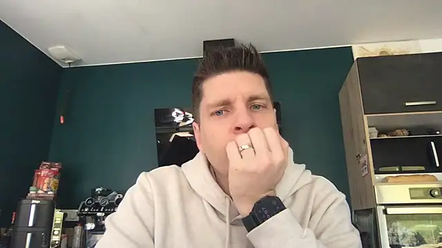 Minmoi1984 online show from February 25, 2026, 8:57 am