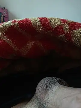 luxxoos online show from March 22, 2026, 1:36 pm