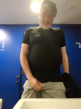 eruzam59000 online show from March 7, 2026, 11:24 pm