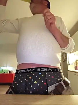 eruzam59000 online show from March 9, 2026, 3:05 pm