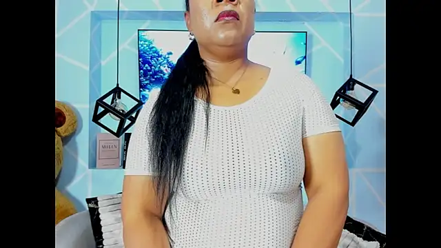 Snapshot of sharon_noa chatting on June 4, 2026, 2:12 pm sharon noa online show from June 4, 2026, 2:12 pm
