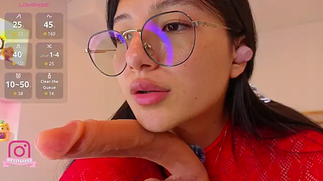 Snapshot of eva_depp_ chatting on June 9, 2026, 7:58 pm eva depp online show from June 9, 2026, 7:58 pm
