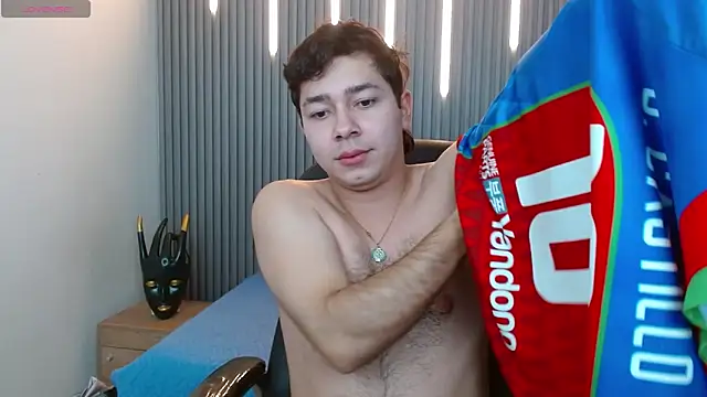 Julian Smith21 online show from March 22, 2026, 3:10 am