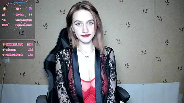 NicoleDaviss online show from April 10, 2026, 7:18 pm