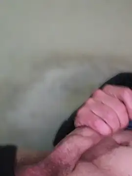 Wankwithme1984 online show from April 23, 2026, 9:39 pm