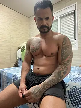 morenotatudo18cm online show from February 28, 2026, 10:22 pm