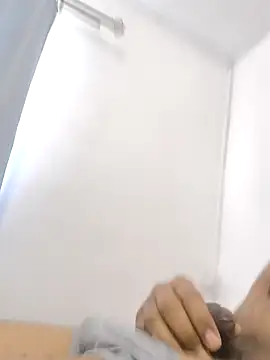 emperator13 online show from April 10, 2026, 9:03 am