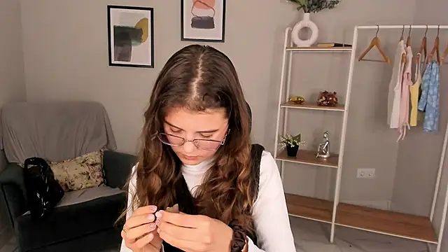 Snapshot of Rin_Martin chatting on February 22, 2026, 11:42 am Rin Martin online show from February 22, 2026, 11:42 am