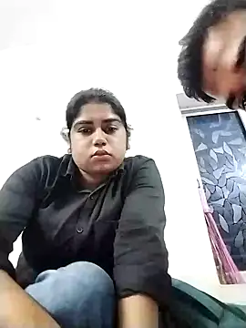 Cute Piu online show from February 22, 2026, 12:47 pm