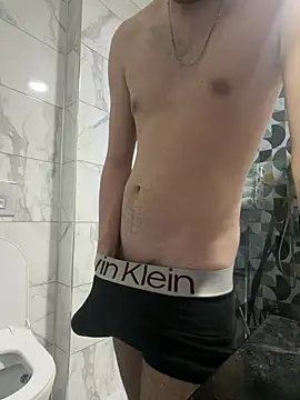 Vireontr1 online show from March 9, 2026, 8:35 pm