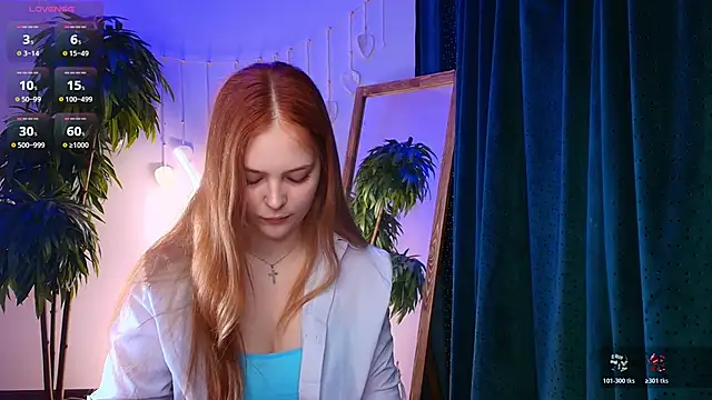 Elle Funning online show from April 4, 2026, 3:49 am