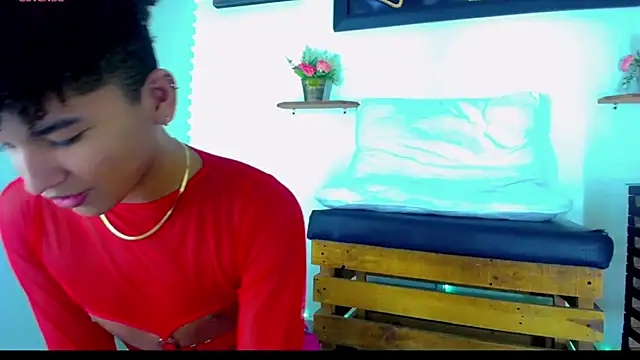 Snapshot of Sebastian_-D chatting on February 25, 2026, 9:35 pm Sebastian -D online show from February 25, 2026, 9:35 pm