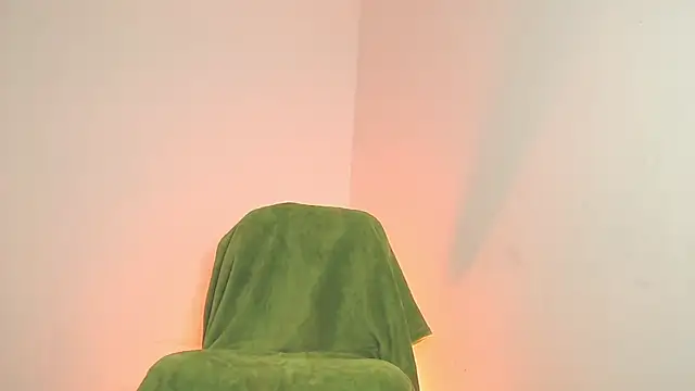 Snapshot of Holysh1t9 chatting on February 26, 2026, 8:41 pm Holysh1t9 online show from February 26, 2026, 8:41 pm