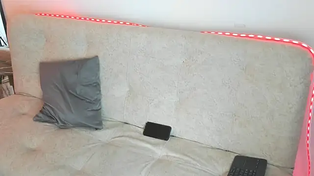 Snapshot of Damon_Kovac chatting on February 26, 2026, 1:32 pm Damon Kovac online show from February 26, 2026, 1:32 pm