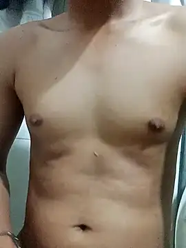 cuto2707 online show from February 22, 2026, 9:57 pm