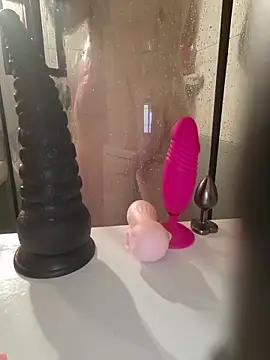 Snapshot of milffa chatting on April 13, 2026, 10:59 pm milffa online show from April 13, 2026, 10:59 pm