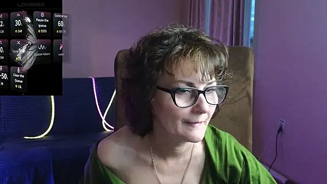 Miss Amberr online show from April 27, 2026, 4:27 pm