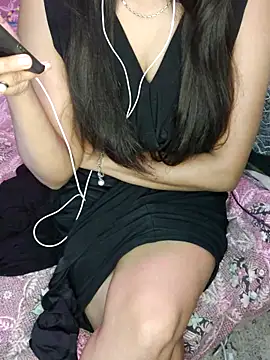 Gurleen kaur69 online show from March 14, 2026, 2:28 am