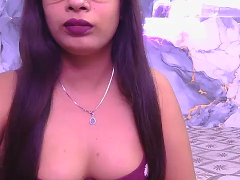 Aayesha-queen online show from March 27, 2026, 3:56 am