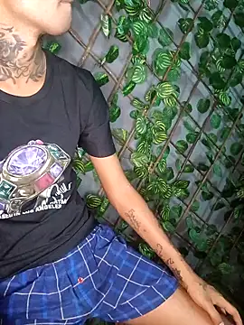 Snapshot of Breezehun chatting on March 3, 2026, 11:21 pm Breezehun online show from March 3, 2026, 11:21 pm