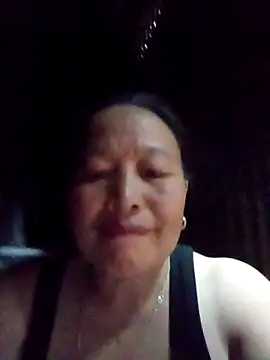 heesuu11 online show from April 10, 2026, 1:05 pm