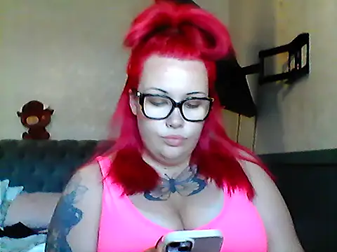 Snapshot of Beccasash chatting on May 20, 2026, 6:14 pm Beccasash online show from May 20, 2026, 6:14 pm