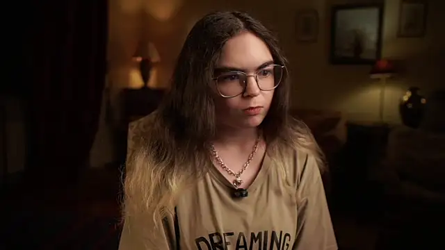 MyrlZangger online show from March 2, 2026, 2:02 pm