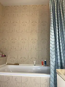 angelicfenix online show from March 22, 2026, 9:23 am