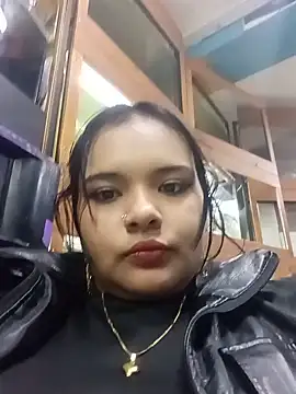 Emily Rouse23 online show from May 14, 2026, 11:44 pm