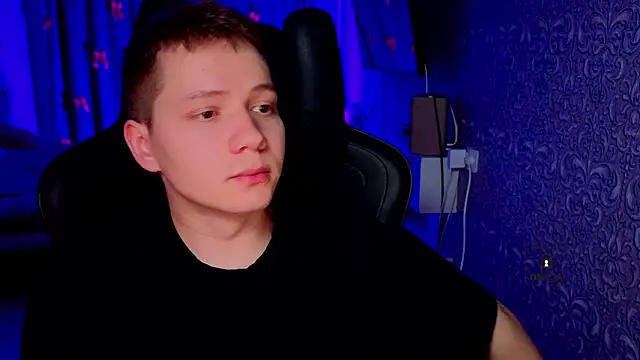 Snapshot of Karl_Night_ chatting on February 27, 2026, 6:08 pm Karl Night online show from February 27, 2026, 6:08 pm