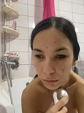 mariaalexandraf online show from March 9, 2026, 9:35 am