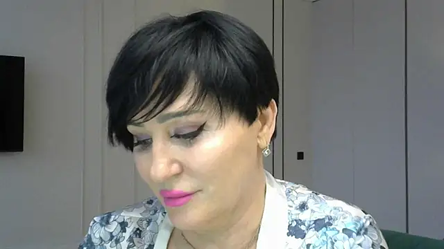 Kleotempt online show from May 16, 2026, 1:02 am