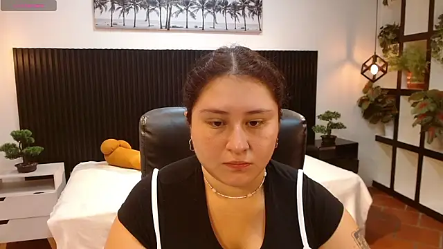 Snapshot of sienna_cavalli chatting on February 24, 2026, 12:47 pm sienna cavalli online show from February 24, 2026, 12:47 pm